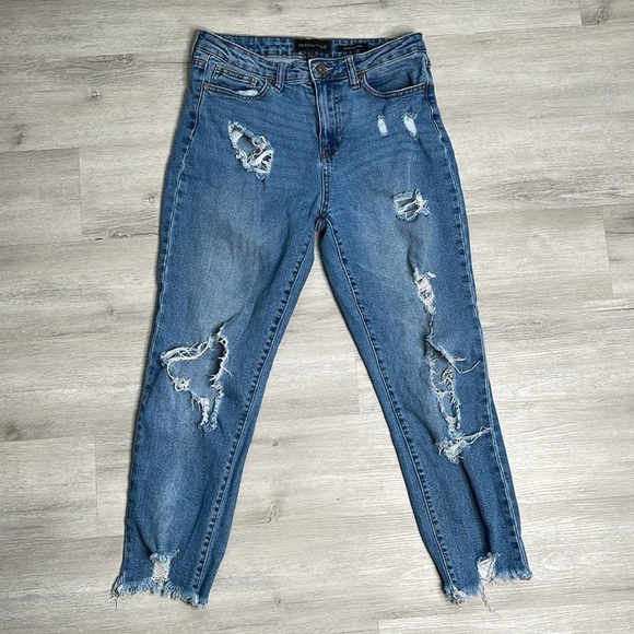 Kendall & Kylie The Relaxed Skinny Jean Factory Distressed Sz 7/28 - Picture 1 of 7